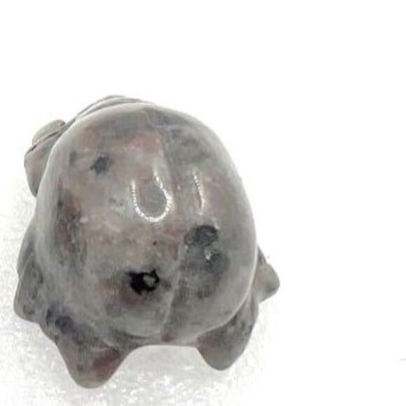 Adorable Mini Beetle Carving - Indigo Gabbro - Picture 2 of 5